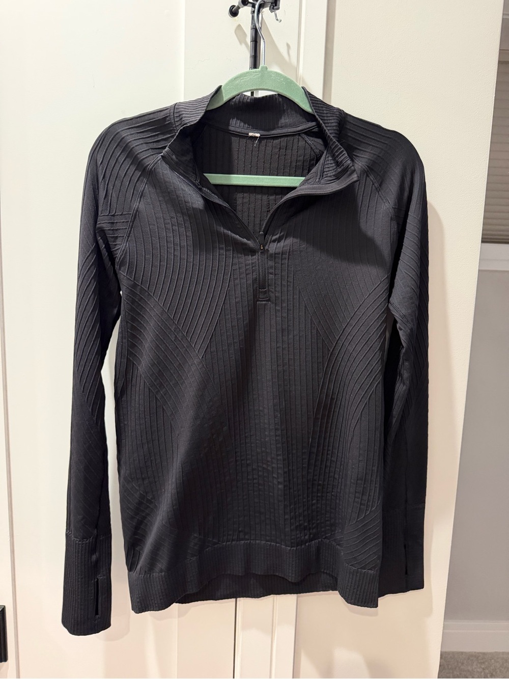 Lululemon Restless Run Half Zip Black Size 10